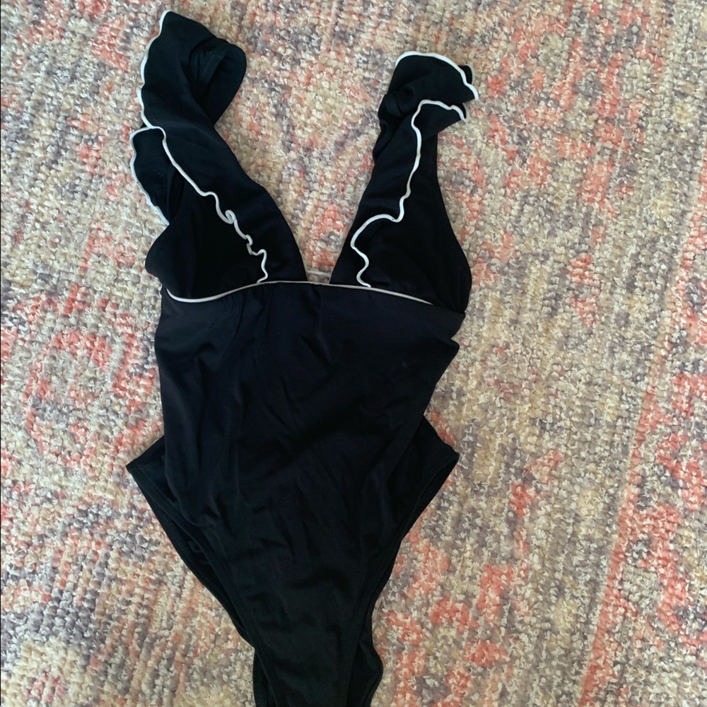 Robin Piccone Black Amalia one Piece Size 8
